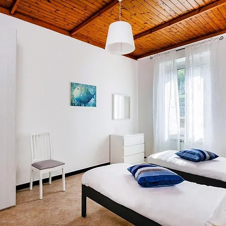 Apartamento Guesthost - Metro Dinegro - Comfy Génova