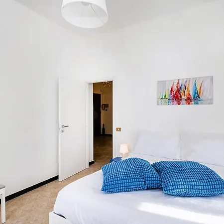 Apartmán Guesthost - Metro Dinegro - Comfy