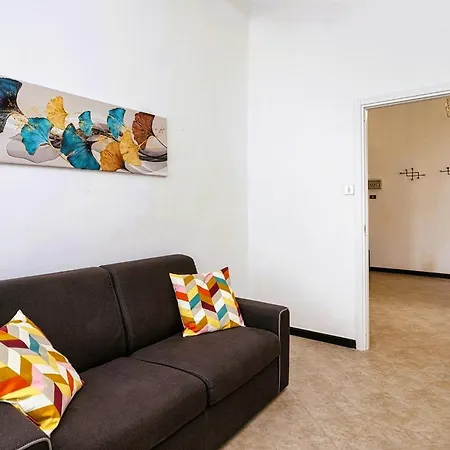 Guesthost - Metro Dinegro - Comfy Cenova