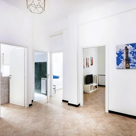 Guesthost - Metro Dinegro - Comfy * Cenova