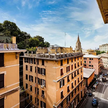 Guesthost - Metro Dinegro - Comfy Daire Cenova